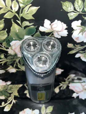 4601x Philips Norelco Cordless Electric Mens Shaver Lift And Cut Rotary Head I4.4 #2 4601x Philips Norelco Cordless Electric Mens Shaver Lift And Cut Rotary Head I4.4 #2