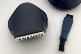 5615 Philips Norelco Advantage X Handheld Electric Razor Shaver With Charger Case #2
