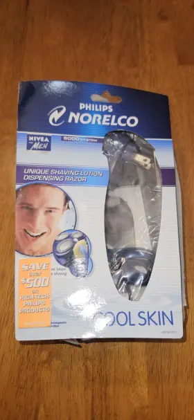6716x Philips Norelco Phillips Razor Cool Skin Unique Shaving Lotion Dispensing