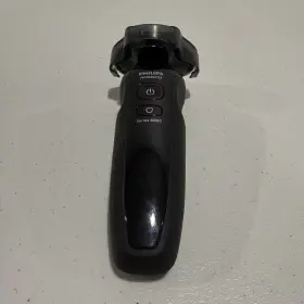 S6880 Philips Norelco 6880 6000 Series Wet And Dry Electric Shaver #2