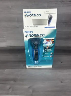 6940 Philips Norelco Reflex Action Shaver New Open Box
