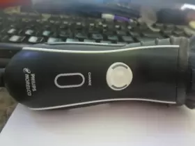 7310xl Philips Norelco Cordless Rechargeable Electric Shaver With Charger #2