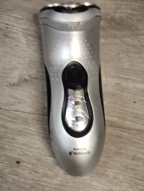 7810xl Philips Norelco Razor Electric Rechargeable Shaver With Charger #3