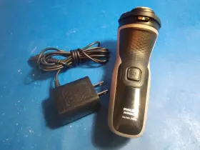 866532 Philips Norelco Series 2000 Mens Cordless Electric Shaver Trimmer Charger S1211 866532 Philips Norelco Series 2000 Mens Cordless Electric Shaver Trimmer Charger S1211