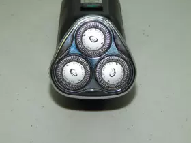 965rx Philips Norelco Phillips Rechargeable Razor Shaver With Cord And Cap For Parts/repair #3