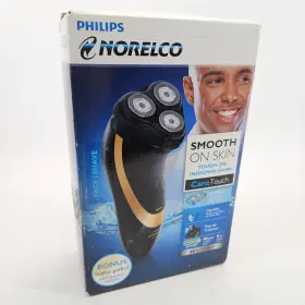 At790 Philips Norelco At790/40 Caretouch Electic Razor With Aquatec Wet And Dry Smooth
