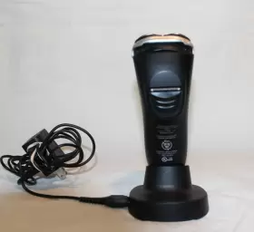 At810 Philips Norelco Aquatec Rechargeable Cordless Shaver With Stand Up Charger #3