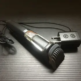 Mg3730 Philips Norelco Electric Trimmer And Charger Size 5.5 Inch L X 2 W