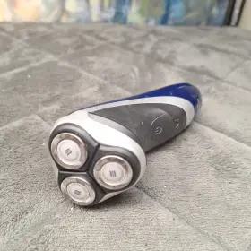Pt735 Philips Norelco Rechargeable Mens Electric Shaver #2 Pt735 Philips Norelco Rechargeable Mens Electric Shaver #2