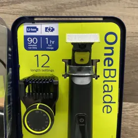 Qp6530 Philips Norelco Qp6530/70 Oneblade Pro Hybrid Electric Trimmer And Shaver Black. /6 #3