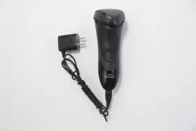 S1570 Philips Norelco 2300 Electric Shaver Cordless With Charger Model