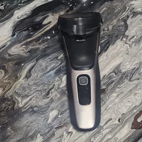 S3210 Philips Norelco Series 3000 Wet And Dry Razor Used Once