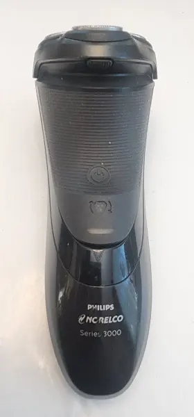 S3520 Philips Norelco Series 3000 Electric Shaver Trimmer With Power Cord F3.5