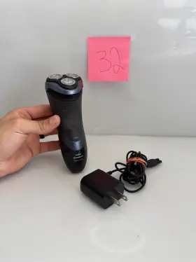 S3570 Philips Norelco Series 3000 Electric Razor Shaver Beard Trimmer With Charger