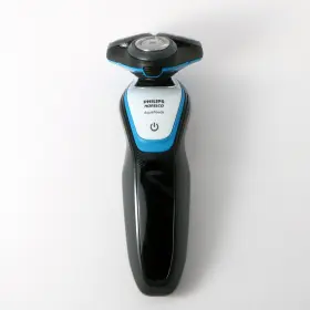 S5090 Philips Norelco Aquatouch Wet And Dry Electric Shaver - Series 5000 #2