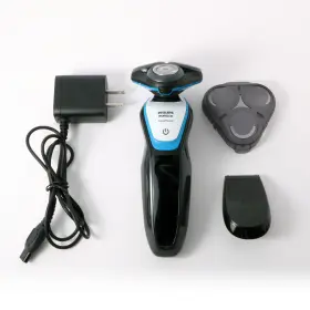 S5090 Philips Norelco Aquatouch Wet And Dry Electric Shaver - Series 5000