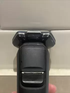 S521081 Philips Norelco Series 7000 Wet And Dry Electric Shaver #3