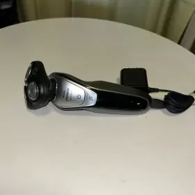 S5579 Philips Norelco Series 5000 Electric Shaver S5579 Philips Norelco Series 5000 Electric Shaver