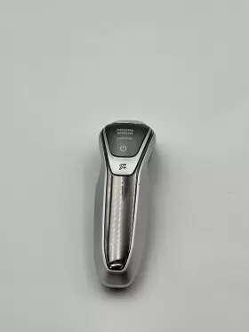 S5675 Philips Norelco Series 5000 Shaver Handle Only