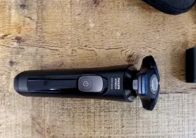 S6800 Philips Norelco Used - Model 6000 Series Wet And Dry Electric Shaver #3
