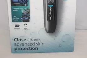 S7887 Philips Norelco S7887/82 Shaver 7200 Rechargeable Wet And Dry Electric #3