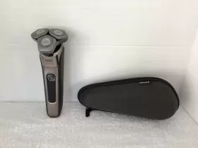 S9502 Philips Norelco Series 9000 Shaver