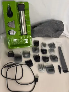 Zjh1 Philips Norelco Multigroom 7000 Series Trimmer 23-piece Mens Grooming Kit Open-no Box