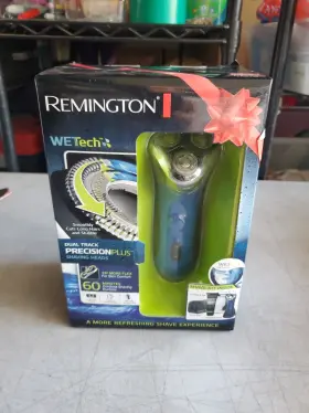 Remington 074590530223 New Sealed Shaver Aq7 Wettech Unit W Shave Kit Blue