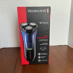 R1340 Remington R4 Wetech Cordless Rotary Shaver Blue Black Waterproof Nib