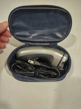 R835 Remington Electric Razor With Trimmer Includes Cord And Case Tested
