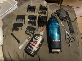 Hkvac2000c Remmington Remington Vacuum Haircut Kit Beard Trimmer Hair Clippers For Men With