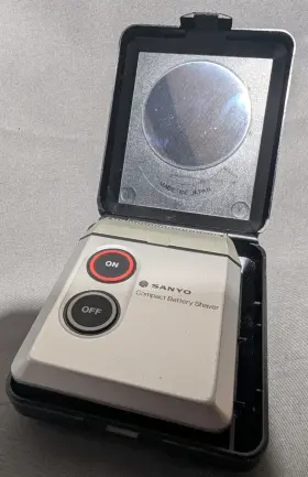 Sv-m732 Sanyo Electric Shaver Svm732 - Working Needs To Be Cleaned Lost The Brush Nice