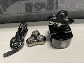 Pbs4-8700 Skull Shaver Pitbull Silver With 3 Head Attachment And Usb Charge Cord Pre-owned