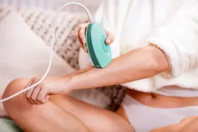Smoothskin 060352785241 Pure Mini Lite Ipl Green Hair Removal Device Compact At-home