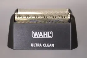Wahl 043917733616 Custom Shave System Comfort Close Model 7336