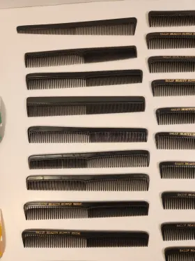 3139-101 Wahl Lot Of 32 Mixed Bundle Clipper Guards And Hair Stylist Combs Brands #3