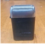 Remington Micro Screen 6MF1 Men's Foil Facial Shaver, Corded, Travel Case. Fixed Price $19.76.