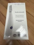Michael Todd Beauty - Sonicsmooth Dermaplaning System White. Fixed Price $70.00.