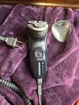 Philips Norelco 5814 Xl Men Rechargeable Electric Shaver Needs Blades Replaced. Fixed Price $34.97.