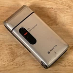 Vintage Sanyo SV-3850 Men's Silver Cordless Rechargeable Beard Electric Shaver. Fixed Price $6.94.