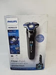Philips Norelco 7600 Wet Seriessense Men's Iq Shaver - Black. Fixed Price $99.00.