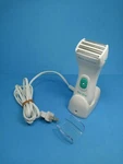Lady Remington Wet Dry Electric Razor WDF-2000C. Fixed Price $12.57.