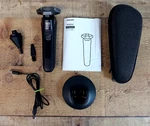 Philips Norelco Shaver 8000 Electric Wet & Dry With Senseiq Model S8696. Fixed Price $40.99.