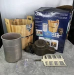 Oster Ice Cream Maker 4 Qt Wooden Bucket Electric Complete Tested Works. Fixed Price $49.99.