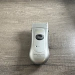 Remington DA-307 Rechargeable Men's Electric Shaver No Charger. Fixed Price $44.52.