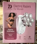 7D Shpavver Women's Rechargeable Razor. Fixed Price $19.99.