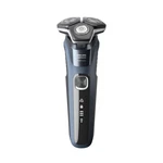 Philips Norelco Shaver 5400 Wet & Dry Rechargeable. Fixed Price $33.95.