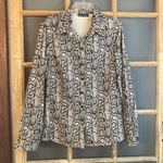 Tall Girl Brand Women's Size 10 Snake Skin Pattern Button Down Top Shoulder Pads. Fixed Price $17.12.