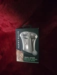 Perry Ellis Travel Shaver. Fixed Price $16.79.