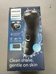 Philips Norelco Shaver 2600 Rechargeable Trimmer (X3052/91) New. Fixed Price $37.05.